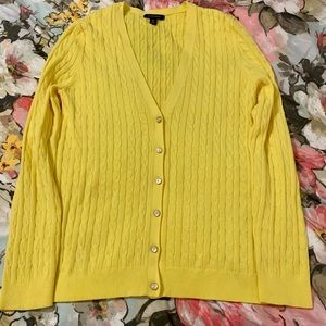 ⭐️2 / $15⭐️ New Lands’ End yellow sweater cardigan